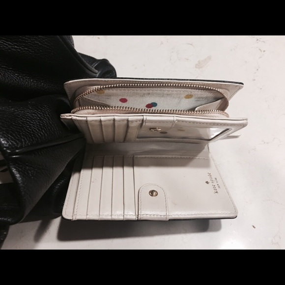 KATE SPADE WALLET - Picture 3 of 3